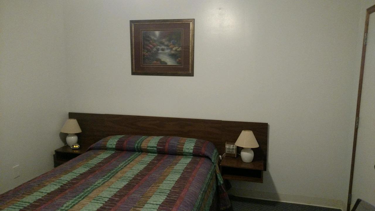 Out West Motel Milton-Freewater Extérieur photo